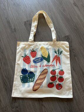 NEW Alice & Wonder Chicago Farmer's Market Foods Tote Bag - White